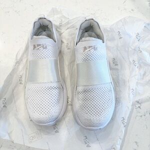 APL TechLoom Bliss Sneakers